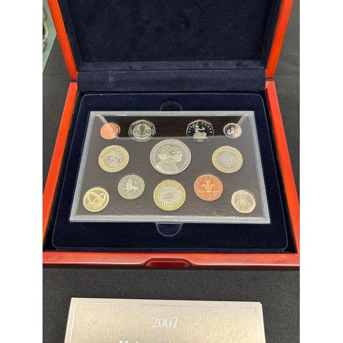 507 - Royal Mint, Two Executive Coin Collections. 2005 Proof set, 2007 Proof set.