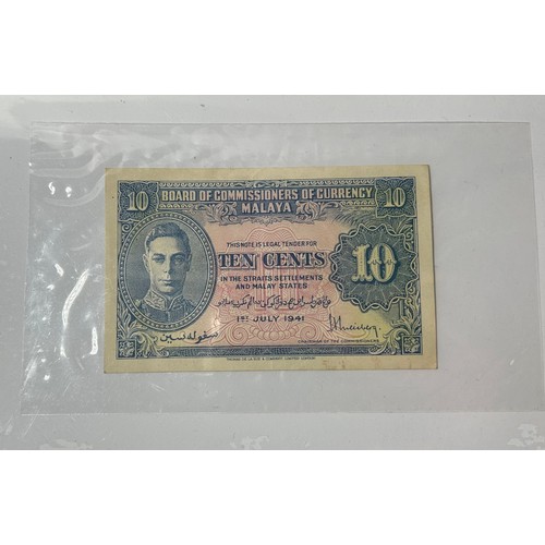 527 - World Bank Notes (33) in black collectors folder. To include, United states 1&2 dollars, Queen E... 