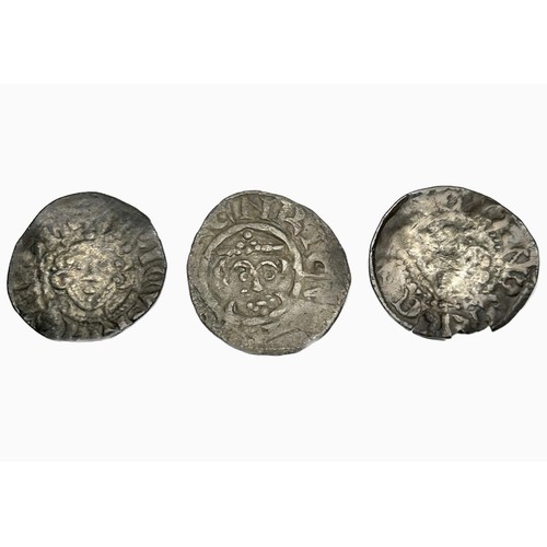 391 - Medieval hammered silver pennies (3).Weight:1.27gSize:19.8mm