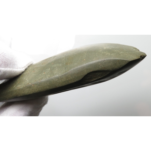 4 - Neolithic polished greenstone axehead. A ground and polished Neolithic axehead c. 4000BC - 3000BC, t... 