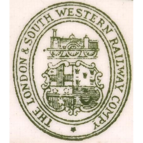 180 - A London and South Western Railway dinner pate, with full coat of arms and company name in green, 10... 