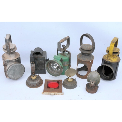 235 - Quantity of railway lamp spares/parts, handlamp, reservoirs, slides etc. (Postage Band: N/A)