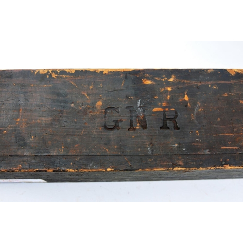 297 - Small Great Northern Railway wooden, sliding lid box with two cold chisels & BR(W) tape measure + LM... 