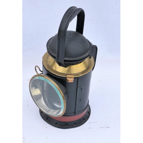 330 - Great Western Railway Bladon 1942 Fogman's 4 aspect handlamp, excellent condition with GWR burner, c... 