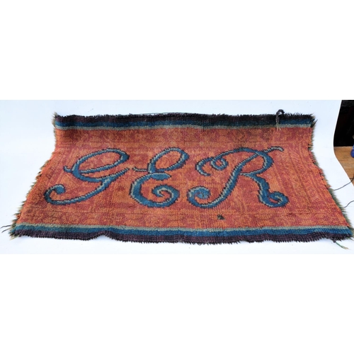 370 - Great Eastern Railway floor rug, excellent condition for age, little wear, one small hole, 42