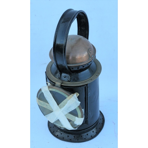 421 - Great Western Railway Wrights copper top handlamp, complete with original Wrights vessel & all glass... 