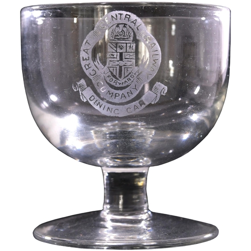 123 - A GCR spirit glass, etched with the full company name, coat of arms and GREAT CENTRAL RAILWAY DINING... 