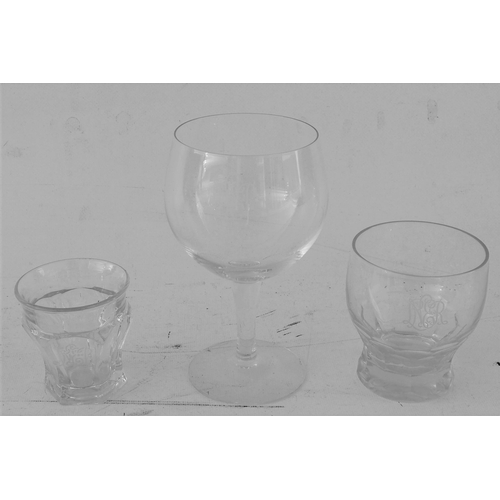 499 - London North Eastern Railway table drinking glasses with etched entwined monogram all in very good c... 