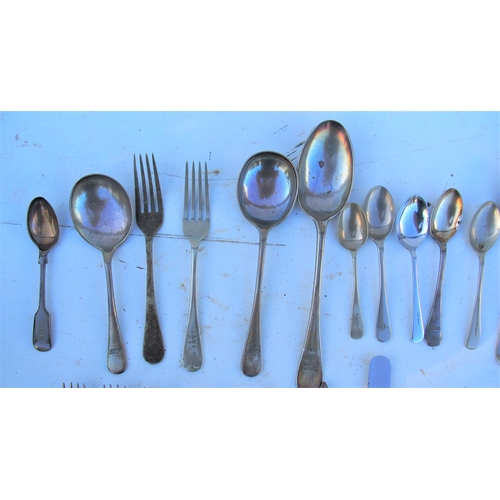 509 - Quantity of cutlery, pre-group noted including LNER, NER, West Coast Dining Saloon, GNR Dining Club,... 