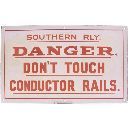 104 - An SR warning notice, SOUTHERN RAILWAY, DANGER DON'T TOUCH CONDUCTOR RAILS, enamel, 20