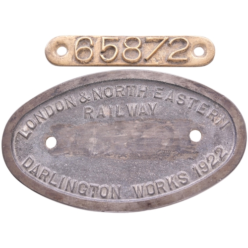 122 - A worksplate, LONDON & NORTH EASTERN RAILWAY, 65872, DARLINGTON WORKS 1922, from a North Eastern Rai... 