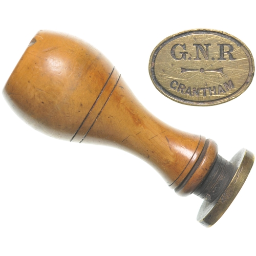 60 - Seal, GNR, GRANTHAM, brass, wooden handle. (Postage Band: A)