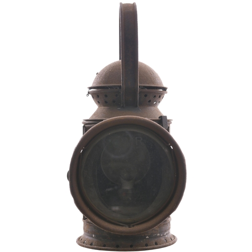 133 - A GWR austerity three aspect handlamp, with clip in front lens, original condition, complete with in... 