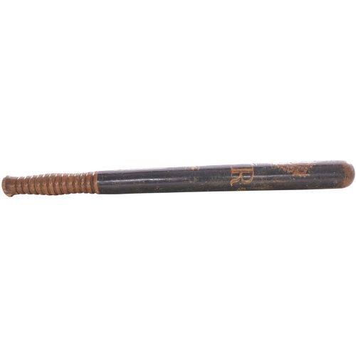 153 - A GWR police truncheon marked with the company initials and crown, length 17¼