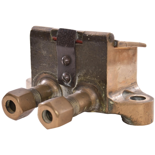 387 - An SR type locomotive oil box with hinged spring lid and two rear feed pipes. Cast brass, 6½