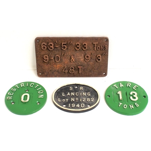 86 - Rolling stock C/I plates - Southern Railway Lancing 1940, Restriction 0, Tare 13 Tons, dimension pla... 