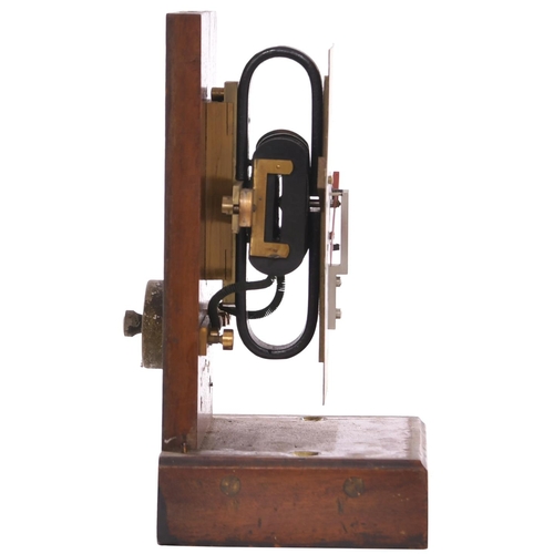 186 - A GWR semaphore signal repeater, with home arm, original condition, height 9½