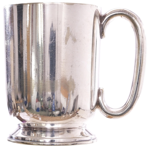 483 - A Great Eastern Railway one pint tankard by Elkington, the side marked with the company monogram and... 