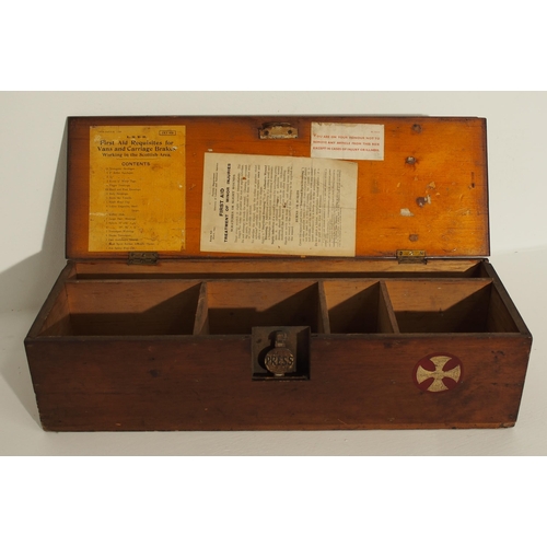 17 - London North Eastern Railway first aid wooden box, no content however with all internal labels. (Dis... 