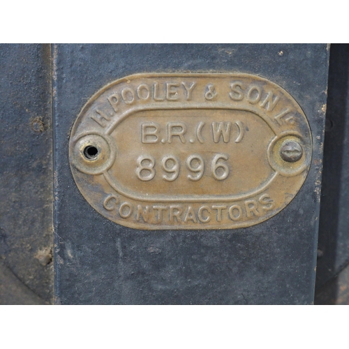 56 - Great Western Railway / BR(W) Pooley parcel weighing scales calibrated to 120 lb, BR(W) Pooley regis... 