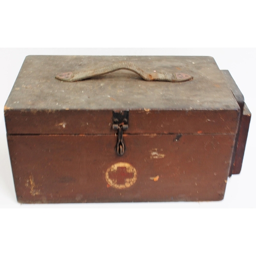 217 - London North Eastern Railway wooden first aid box, one hinge is adrift, still has splints in box, ex... 