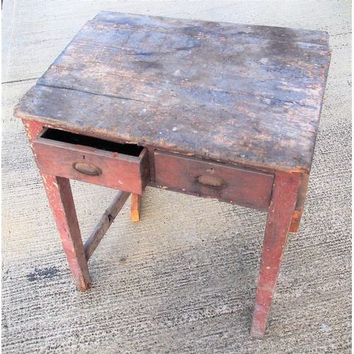 593 - Great Western Railway wooden goods office sloping top desk, two drawers to front, top is 36