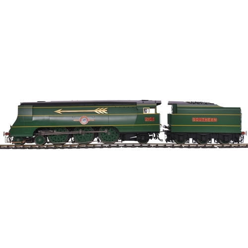 217 - An O gauge model, SR Merchant Navy Class 35001 CHANNEL PACKET, by Golden Age Models, in its original... 