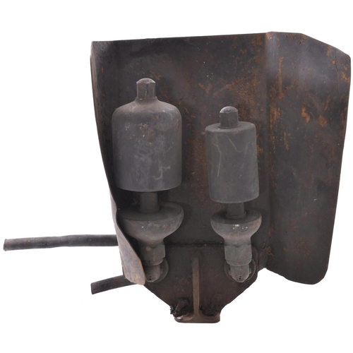 471 - A pair of GWR locomotive whistles, complete with knuckles, mounting bracket, baffle plate and feed p... 