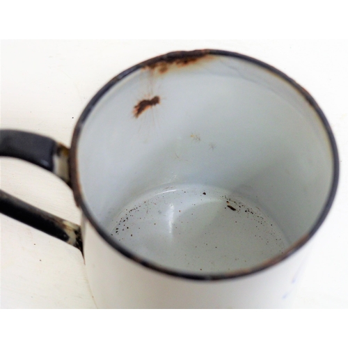 169 - Great Western Railway enamel 1 pint mug, good overall condition & very old. (Dispatch by Mailboxes/C... 