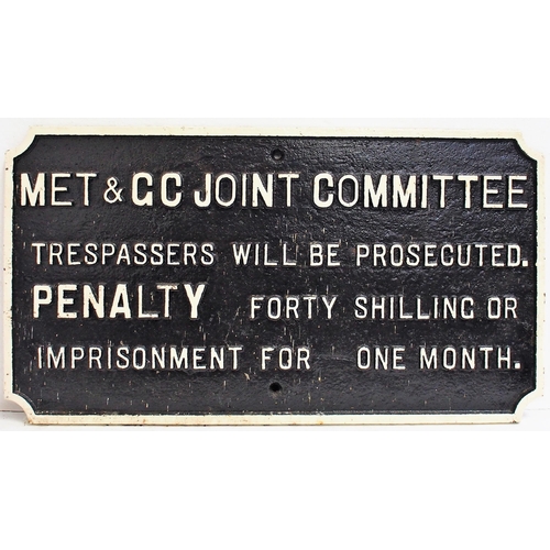 221 - Metropolitan & Great Central Joint Committee C/I trespass notice (TPMG102), 22 1/2