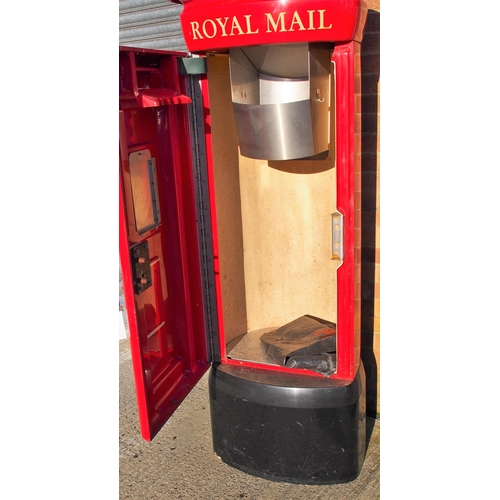 286 - Royal Mail pillar box, 70