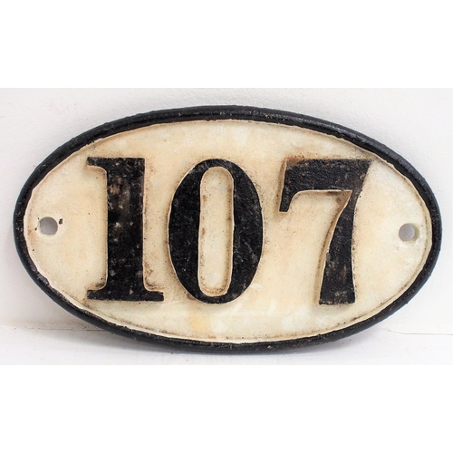 325 - London & Birmingham Railway C/I bridgeplate - 