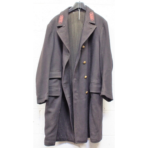 351 - Great Western Railway pre 1934 issue heavy woollen 3/4 length overcoat, double breasted, entwined br... 