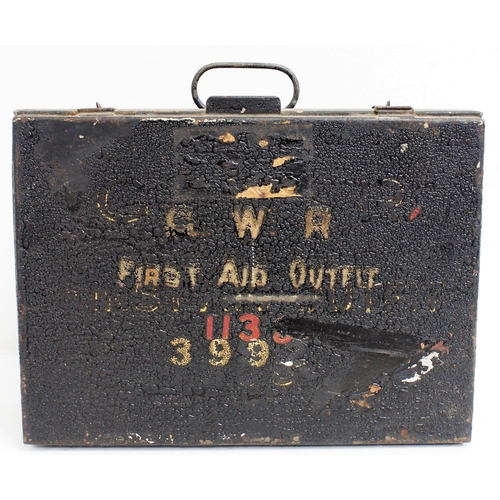 435 - Great Western Railway first aid cabinet, some contents including GWR torniquet tin, incident book in... 