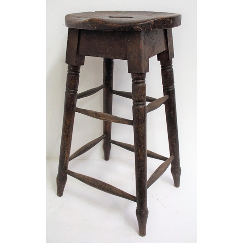 Great Western Railway signal box high stool, good condition, stands 29" tall. (Dispatch Mailbox/collect Banbury)