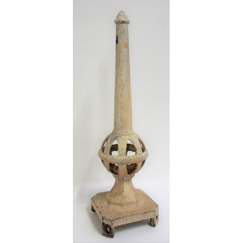 58 - North British Railway C/I signal finial, good condition. (Dispatch by Mailboxes/Collect from Banbury... 