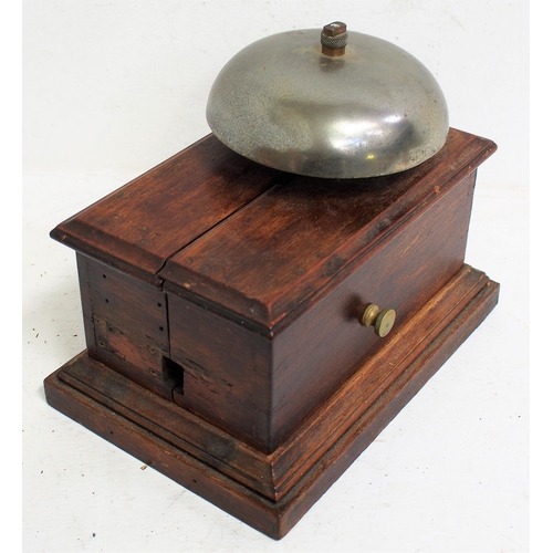 586 - Southern Railway wooden split cased block bell, some damage to case. (Dispatch by Mailboxes/Collect ... 