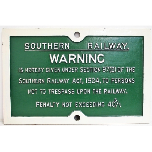 151 - Southern Railway C/I trespass notice (TPSR104), 24 3/8