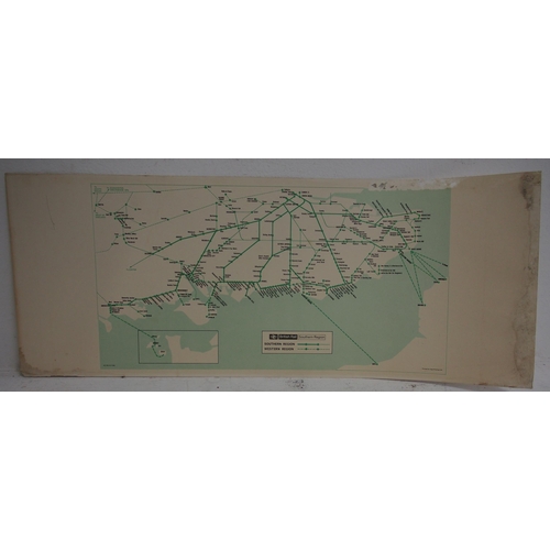 240 - Southern Electric carriage map, BR(S) same (4), BR(W) same on card (1961), SR & LMS hard cover binde... 