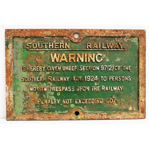 491 - Southern Railway C/I trespass notice (TPSR104), 24 3/8