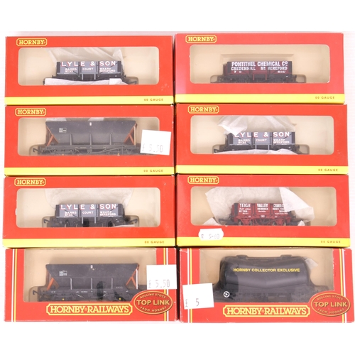 105 - Hornby Wagons (40)