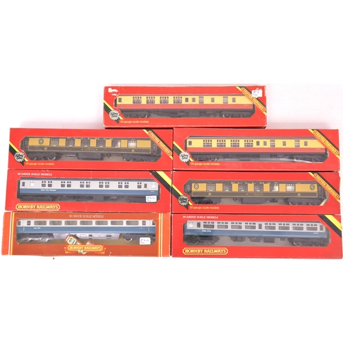 107 - Hornby Coaches (14)