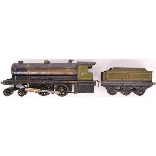 128 - Bowman '0' gauge spirit fired twin outside cylinder loco with LNER tender 4472.