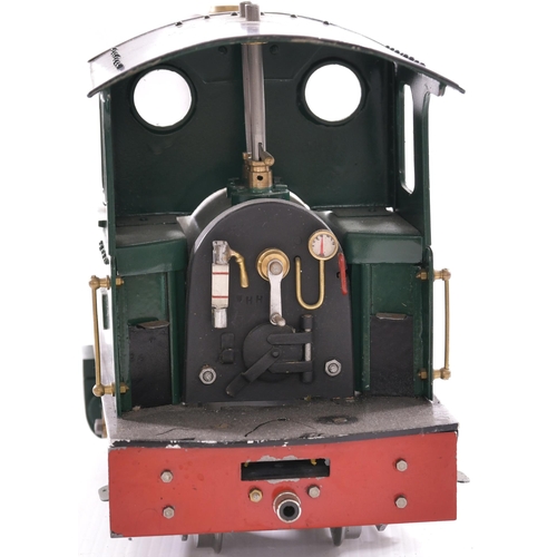 157 - 45mm gauge 0-4-0 tank loco, green, with 4 wheel closed wagon with connections and battery compartmen... 