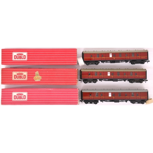 306 - Hornby Dublo Coaches (6)