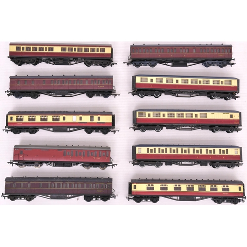 335 - Coaches & wagons, Bachmann, Hornby, Main Line, etc. (20)