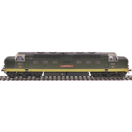 364 - '0' gauge Class 55 Deltic XL loco, BR green, yellow panels, lightly weathered. 'The Kings Own Yorksh... 