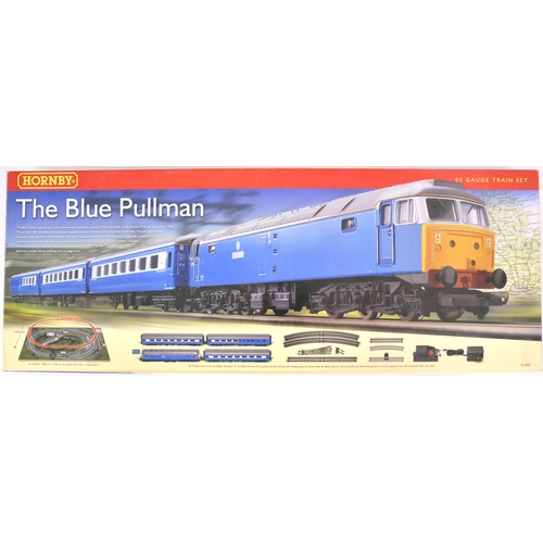 830 - Hornby 'The Blue Pullman' Set, contents tissue wrapped.