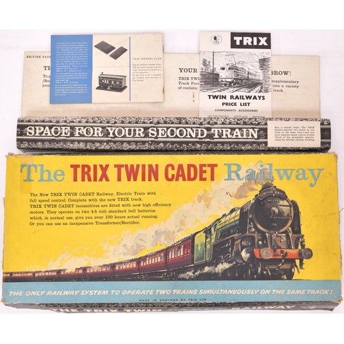 835 - Trix Twin Cadet Set