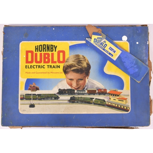 854 - Hornby Dublo Passenger Set